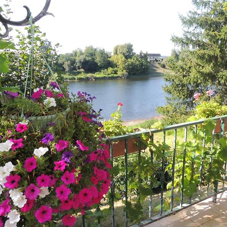Le Jardin Des Cygnes Pineuilh Exterior foto